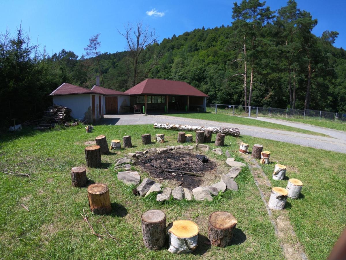 ホテル Ow Andrzejowka Nad Popradem ムシナ エクステリア 写真